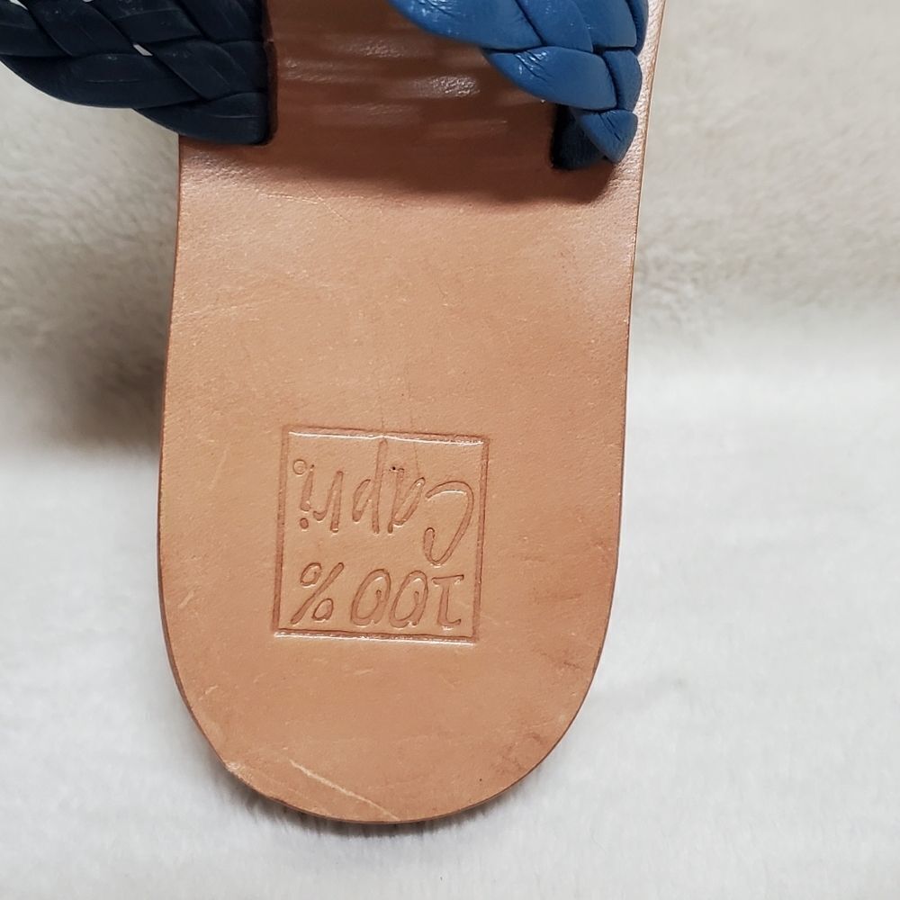 𝅺100% Capri Blue Italian Leather Stacked Heel Crystal Heart Thong Sandals 6.5 - Picture 12 of 14
